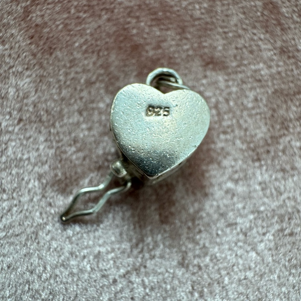 🩶 Vintage 925 Sterling Silver Heart Prayer Box Charm - Picture 4 of 8